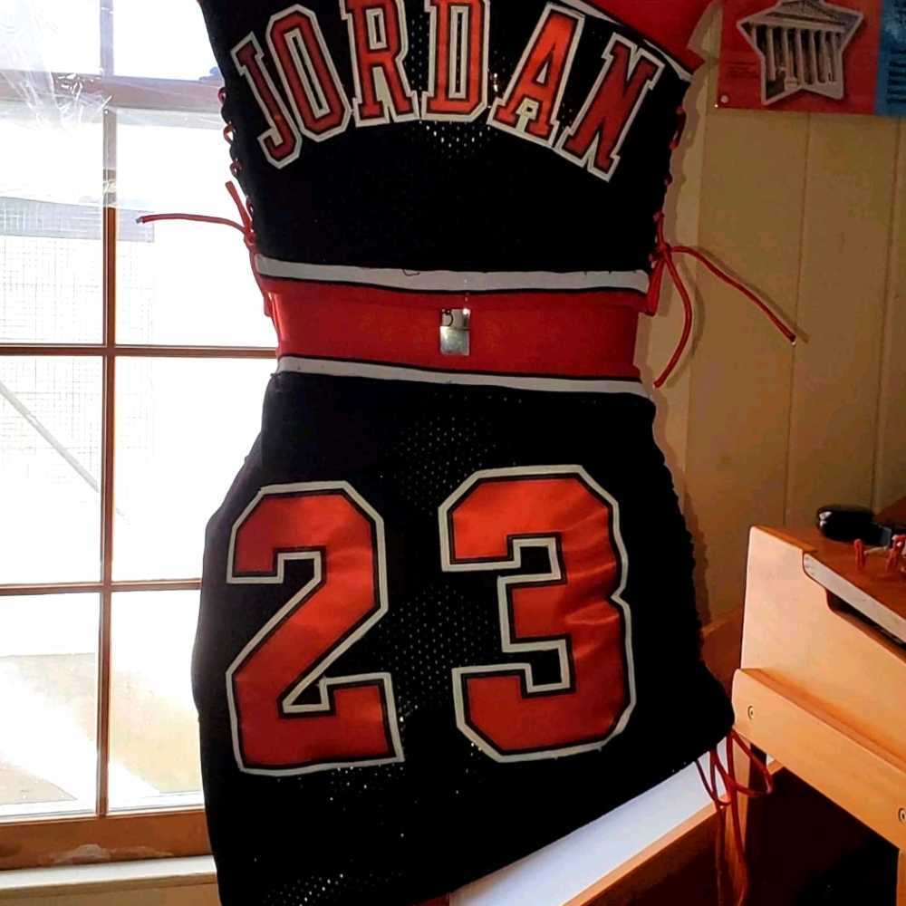 Custom made Bulls 2piece jersey set